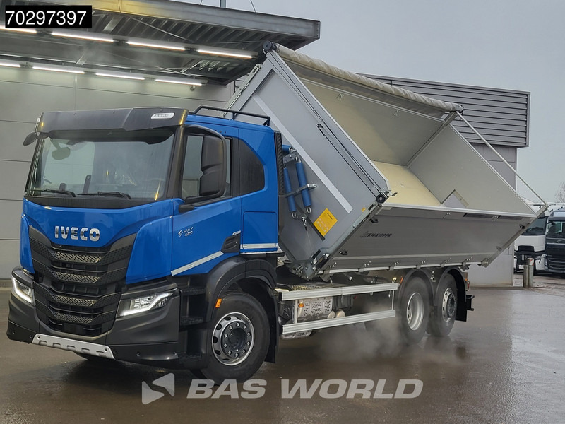 Iveco S-Way 420 6X2 NEW! 17m3 3-way KH kipper Lift+Steering axle Automatic Euro 6 - Kamion vetëshkarkues: foto 3 Iveco S-Way 420 6X2 NEW! 17m3 3-way KH kipper Lift+Steering axle Automatic Euro 6 - Kamion vetëshkarkues: foto 3