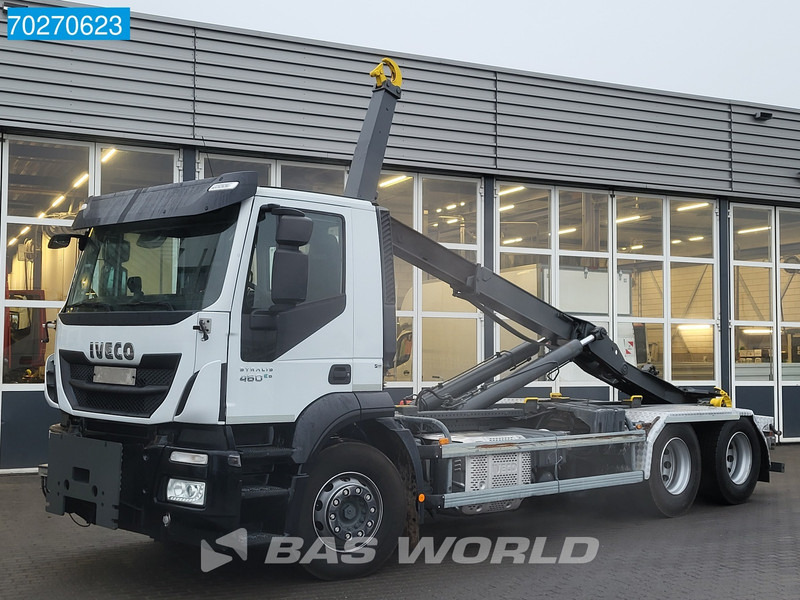 Iveco Stralis 460 6X2 20T Marrel Hooklift ActiveDay ACC Automatic Euro 6 - Kamion vetëngarkues: foto 1 Iveco Stralis 460 6X2 20T Marrel Hooklift ActiveDay ACC Automatic Euro 6 - Kamion vetëngarkues: foto 1