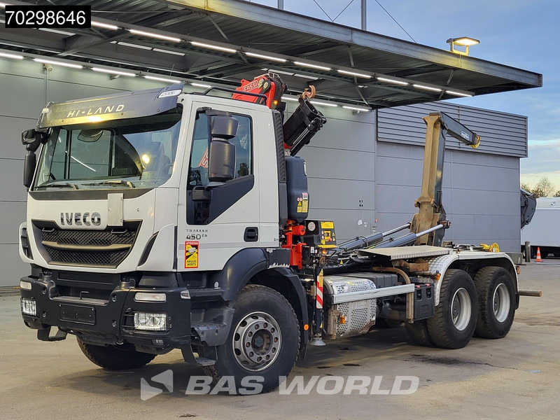 Iveco Trakker 450 6X4 Fassi F120B.2.22 Crane Marrel AL16S50 Retarder Big-axle Euro 6 - Kamion vetëngarkues, Kamion me vinç: foto 3 Iveco Trakker 450 6X4 Fassi F120B.2.22 Crane Marrel AL16S50 Retarder Big-axle Euro 6 - Kamion vetëngarkues, Kamion me vinç: foto 3
