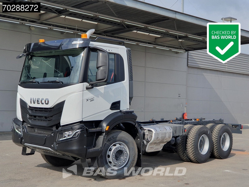 Iveco X-Way 460 6X4 New! Retarder steelsuspension Big-Axle Automatic Navi Euro 6 - Kamion kabinë-shasi: foto 1 Iveco X-Way 460 6X4 New! Retarder steelsuspension Big-Axle Automatic Navi Euro 6 - Kamion kabinë-shasi: foto 1