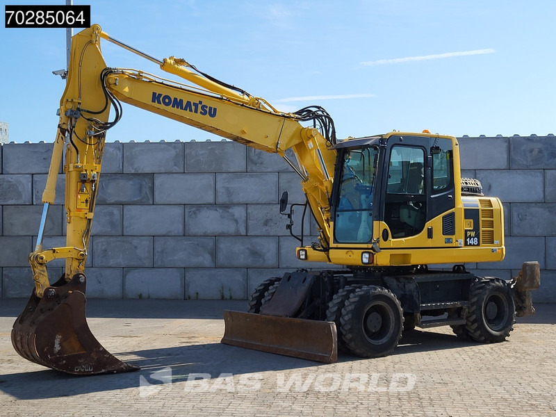Komatsu PW148 -8 - Ekskavator me goma: foto 2 Komatsu PW148 -8 - Ekskavator me goma: foto 2