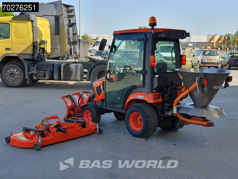 Kubota BX231 D-C C10 4X4 4x4 - INCL ATTACHMENTS - Traktor: foto 2 Kubota BX231 D-C C10 4X4 4x4 - INCL ATTACHMENTS - Traktor: foto 2
