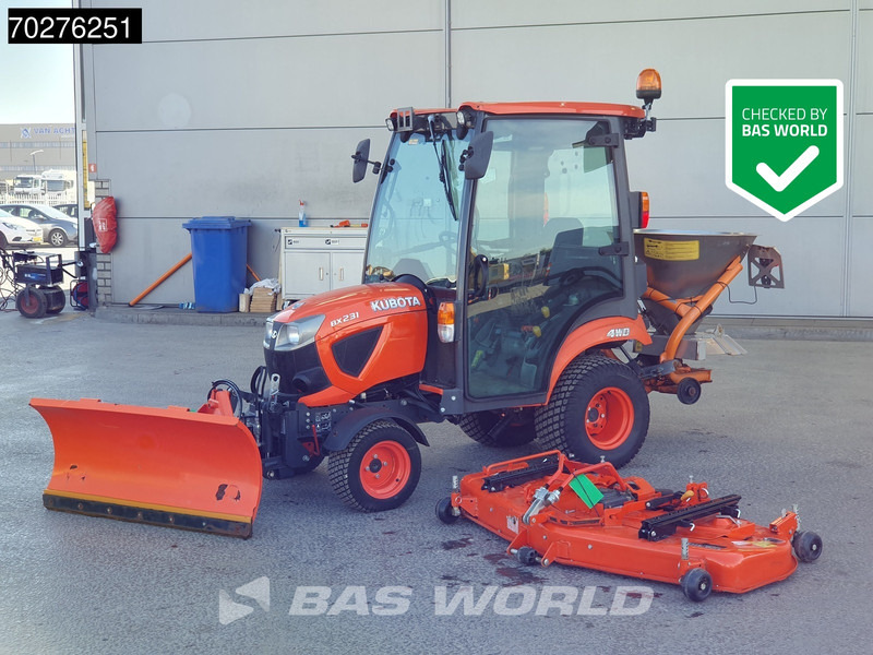 Kubota BX231 D-C C10 4X4 4x4 - INCL ATTACHMENTS - Traktor: foto 1 Kubota BX231 D-C C10 4X4 4x4 - INCL ATTACHMENTS - Traktor: foto 1