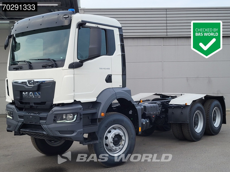 MAN TGS 40.400 6X4 NEW 6x4 chassis PTO Preparation Steelsuspension Big-Axle Automatic Euro 2 - Kamion kabinë-shasi: foto 1 MAN TGS 40.400 6X4 NEW 6x4 chassis PTO Preparation Steelsuspension Big-Axle Automatic Euro 2 - Kamion kabinë-shasi: foto 1