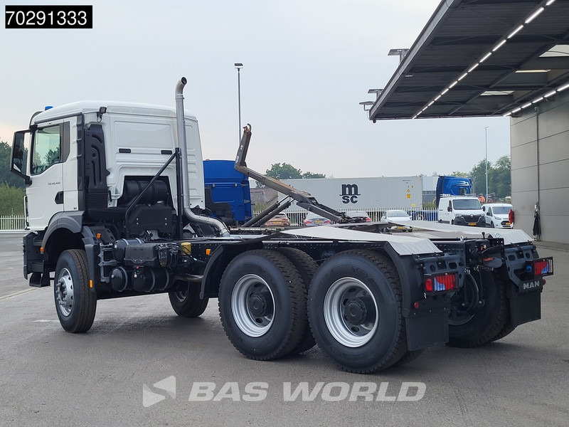 MAN TGS 40.400 6X4 NEW 6x4 chassis PTO Preparation Steelsuspension Big-Axle Automatic Euro 2 - Kamion kabinë-shasi: foto 2 MAN TGS 40.400 6X4 NEW 6x4 chassis PTO Preparation Steelsuspension Big-Axle Automatic Euro 2 - Kamion kabinë-shasi: foto 2