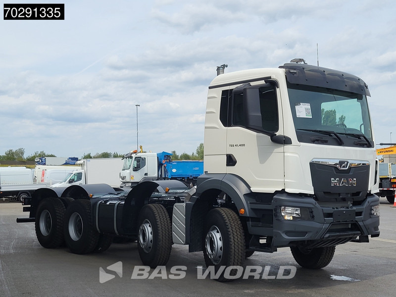MAN TGS 41.400 8X4 New 8x4 chassis Engine PTO Steelsuspension Big-Axle Manual Euro 2 - Kamion kabinë-shasi: foto 3 MAN TGS 41.400 8X4 New 8x4 chassis Engine PTO Steelsuspension Big-Axle Manual Euro 2 - Kamion kabinë-shasi: foto 3
