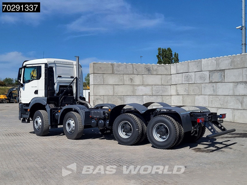 MAN TGS 41.400 8X4 New! Steelsuspension Big-Axle Manual Euro 2 - Kamion kabinë-shasi: foto 2 MAN TGS 41.400 8X4 New! Steelsuspension Big-Axle Manual Euro 2 - Kamion kabinë-shasi: foto 2
