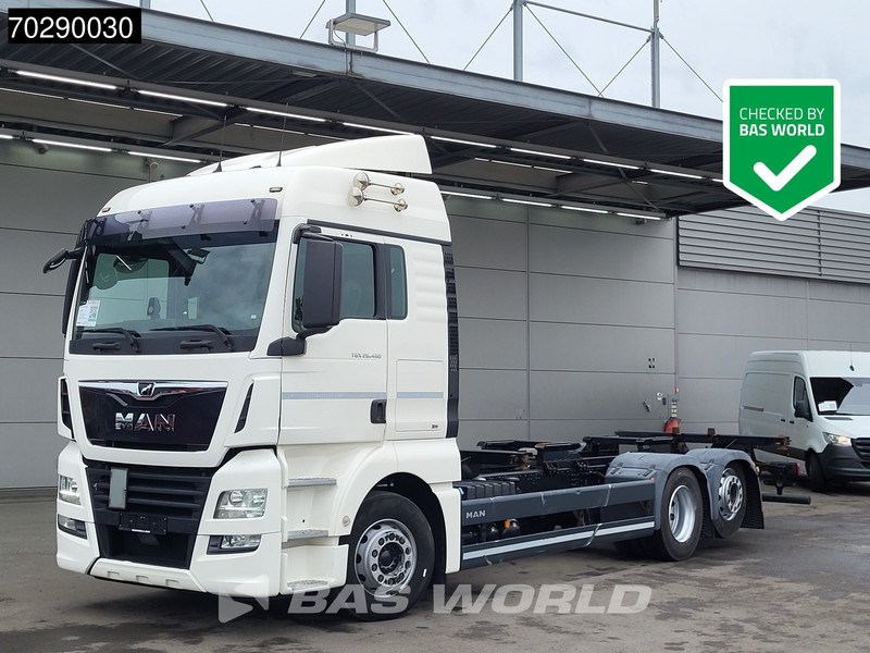 MAN TGX 26.460 6X2 BDF Liftaxle Automatic Retarder ACC Euro 6 - Transportjer kontejnerësh/ Kamion me karroceri të çmontueshme: foto 1 MAN TGX 26.460 6X2 BDF Liftaxle Automatic Retarder ACC Euro 6 - Transportjer kontejnerësh/ Kamion me karroceri të çmontueshme: foto 1