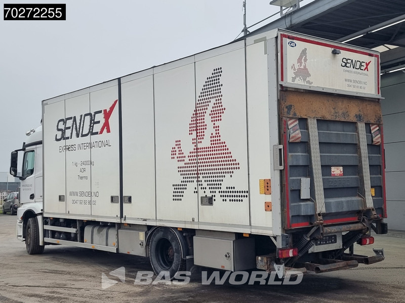 Mercedes-Benz Actros 2036 4X2 19.5tonner 2000kg Ladebordwand Xenon StreamSpace Euro 6 - Kamion frigorifer: foto 2 Mercedes-Benz Actros 2036 4X2 19.5tonner 2000kg Ladebordwand Xenon StreamSpace Euro 6 - Kamion frigorifer: foto 2