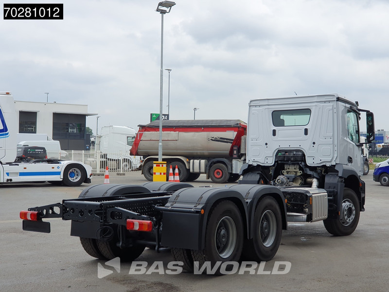 Mercedes-Benz Arocs 2636 6X4 NEW chassis Flange PTO Big-Axle Steelsuspension Euro 6 - Kamion kabinë-shasi: foto 5 Mercedes-Benz Arocs 2636 6X4 NEW chassis Flange PTO Big-Axle Steelsuspension Euro 6 - Kamion kabinë-shasi: foto 5
