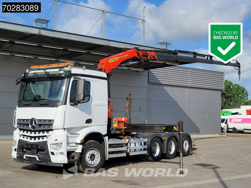 Mercedes-Benz Arocs 3245 Actros 8X4 Palfinger PK22002 EH Crane 17tons hooklift Big-Axle Lift+Lenkachse Navi Euro 6 - Kamion vetëngarkues, Kamion me vinç: foto 1 Mercedes-Benz Arocs 3245 Actros 8X4 Palfinger PK22002 EH Crane 17tons hooklift Big-Axle Lift+Lenkachse Navi Euro 6 - Kamion vetëngarkues, Kamion me vinç: foto 1