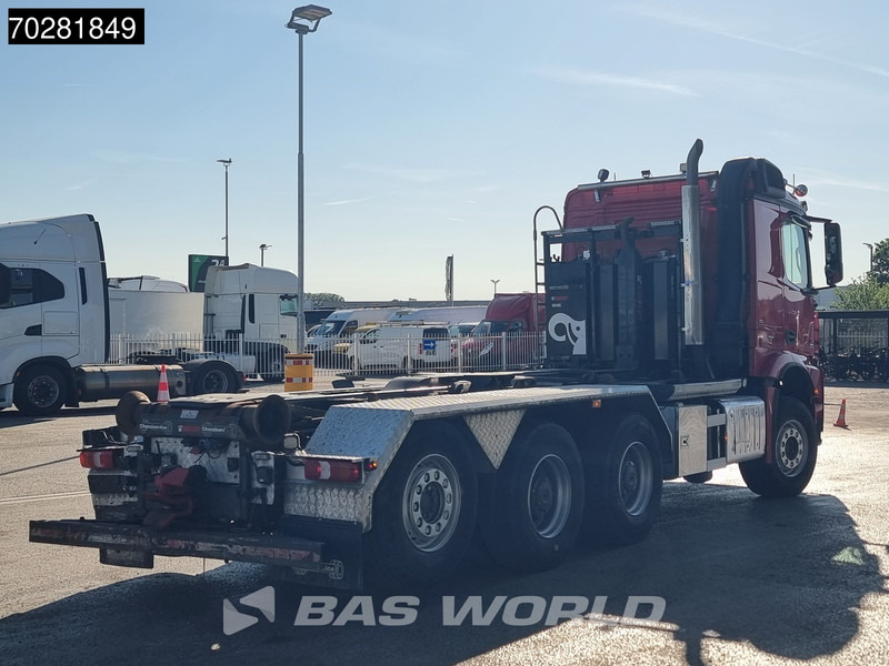 Mercedes-Benz Arocs 3258 8X4 24t Hiab XR24SL5924 Retarder Big-Axle Lift-Lenkachse Euro 6 - Kamion vetëngarkues: foto 5 Mercedes-Benz Arocs 3258 8X4 24t Hiab XR24SL5924 Retarder Big-Axle Lift-Lenkachse Euro 6 - Kamion vetëngarkues: foto 5