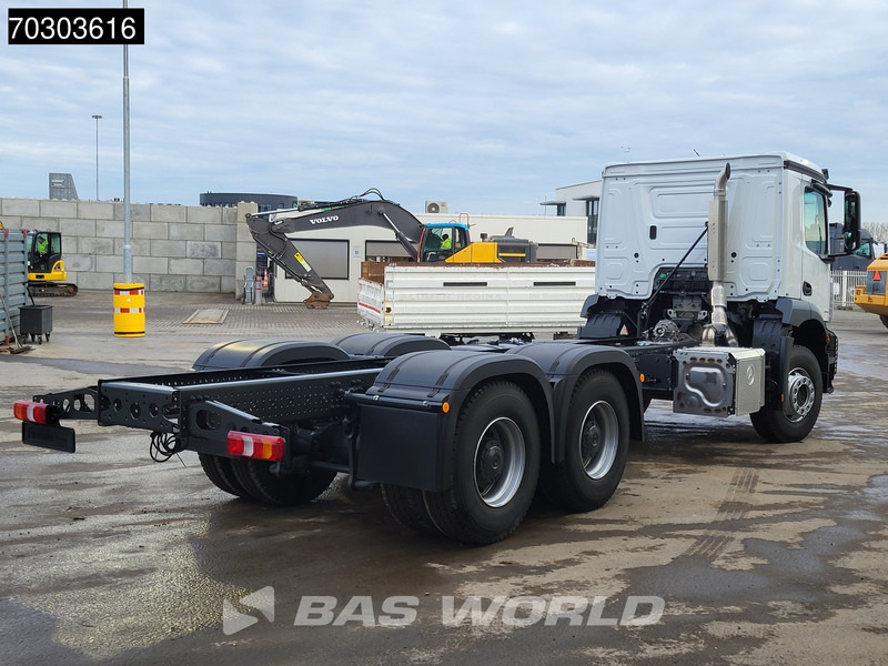 Mercedes-Benz Arocs 3340 6X4 NEW! Euro 5 Full Steel Big Axle Automatic - Kamion kabinë-shasi: foto 5 Mercedes-Benz Arocs 3340 6X4 NEW! Euro 5 Full Steel Big Axle Automatic - Kamion kabinë-shasi: foto 5