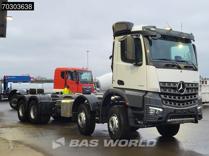Mercedes-Benz Arocs 4140 8X4 NEW! Chassis Automatic Steelsuspension Euro 5 - Kamion kabinë-shasi: foto 3 Mercedes-Benz Arocs 4140 8X4 NEW! Chassis Automatic Steelsuspension Euro 5 - Kamion kabinë-shasi: foto 3