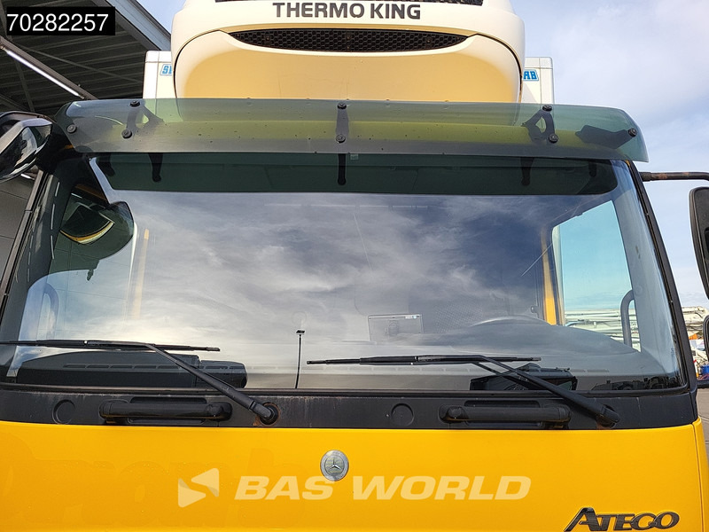Kamion frigorifer Mercedes-Benz Atego 1324 4X2 Thermo-King T-1200R Ladebordwand Manual Airco Euro 5: foto 16