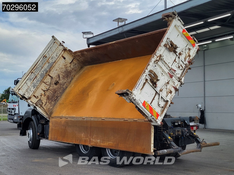 Renault Kerax 370 6X4 Palfinger PK15500 Crane Kran 2-side Tipper Retarder Manual Euro 4 - Kamion vetëshkarkues, Kamion me vinç: foto 2 Renault Kerax 370 6X4 Palfinger PK15500 Crane Kran 2-side Tipper Retarder Manual Euro 4 - Kamion vetëshkarkues, Kamion me vinç: foto 2