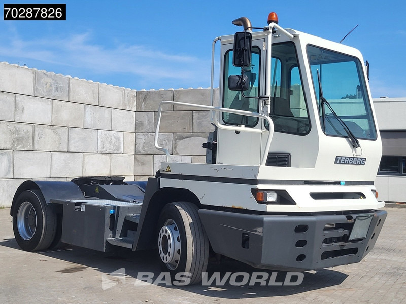 Terberg YT 182 4X2 NL-Truck Big-Axle Hebesattel Drumbrakes - Traktor terminal: foto 5 Terberg YT 182 4X2 NL-Truck Big-Axle Hebesattel Drumbrakes - Traktor terminal: foto 5