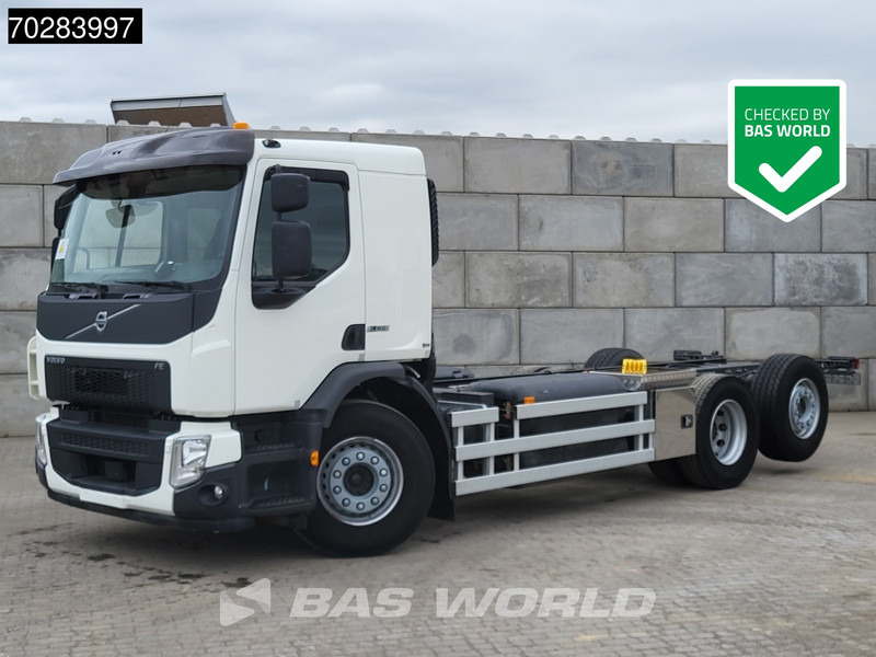 Volvo FE 320 FE 6X2 CNG Full Air suspension Lift+steering Axle Retarder Euro 6 - Kamion kabinë-shasi: foto 2 Volvo FE 320 FE 6X2 CNG Full Air suspension Lift+steering Axle Retarder Euro 6 - Kamion kabinë-shasi: foto 2