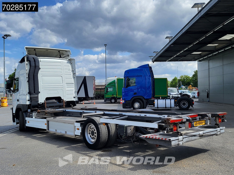 Volvo FM 370 4X2 19tons BDF NL-Truck Ladebordwand VEB Xenon ACC Euro 6 - Transportjer kontejnerësh/ Kamion me karroceri të çmontueshme: foto 2 Volvo FM 370 4X2 19tons BDF NL-Truck Ladebordwand VEB Xenon ACC Euro 6 - Transportjer kontejnerësh/ Kamion me karroceri të çmontueshme: foto 2