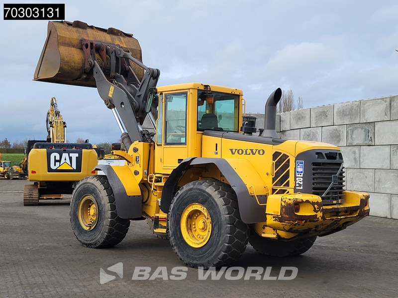 Volvo L120 E Quick Coupler - Fadrom me goma: foto 5 Volvo L120 E Quick Coupler - Fadrom me goma: foto 5