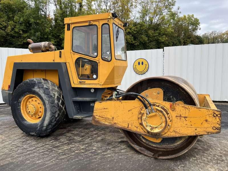 Bomag BW213D - Rul i kombinuar: foto 1 Bomag BW213D - Rul i kombinuar: foto 1