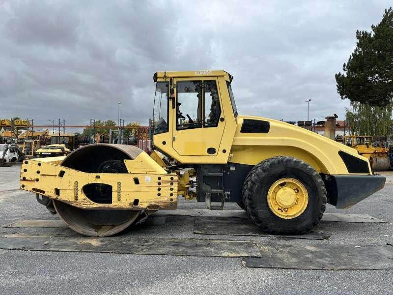 Bomag BW219DH4 - Rul i kombinuar: foto 4 Bomag BW219DH4 - Rul i kombinuar: foto 4