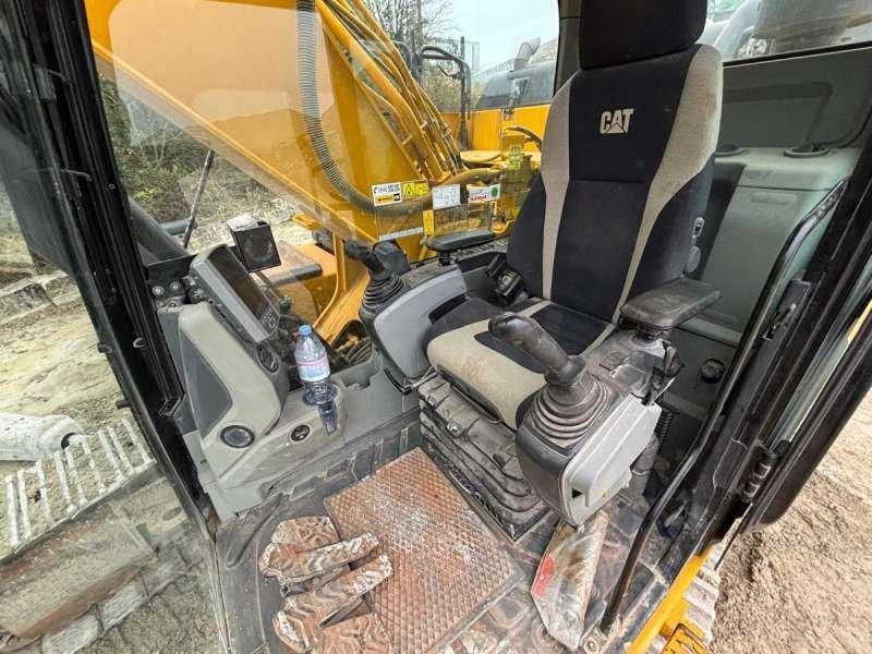 Ekskavator me zinxhirë Caterpillar 329ELN: foto 32 Ekskavator me zinxhirë Caterpillar 329ELN: foto 32