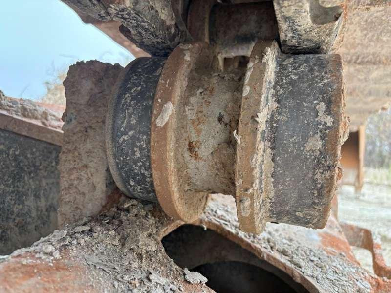 Ekskavator me zinxhirë Caterpillar 329ELN: foto 17 Ekskavator me zinxhirë Caterpillar 329ELN: foto 17