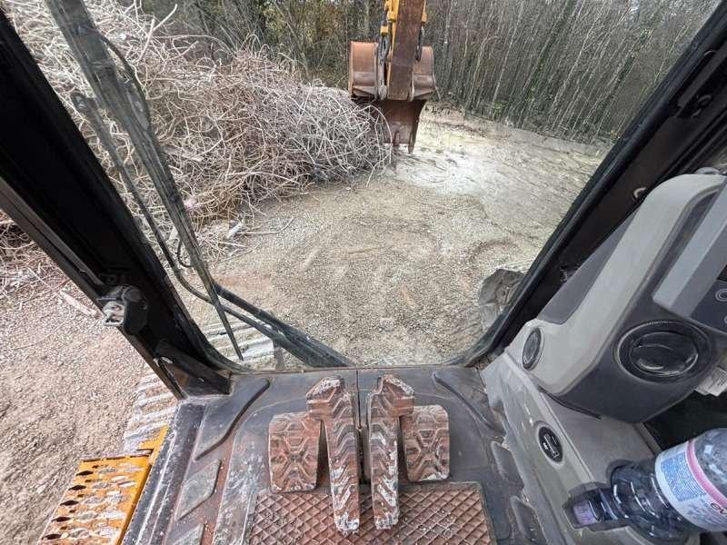 Ekskavator me zinxhirë Caterpillar 329ELN: foto 33 Ekskavator me zinxhirë Caterpillar 329ELN: foto 33