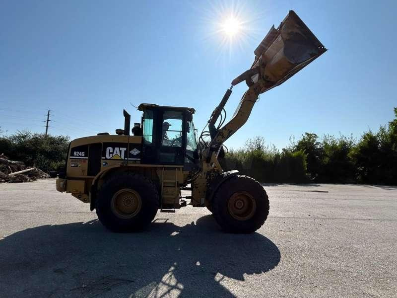 Fadrom me goma Caterpillar Chargeur sur Pneus 924G: foto 8 Fadrom me goma Caterpillar Chargeur sur Pneus 924G: foto 8