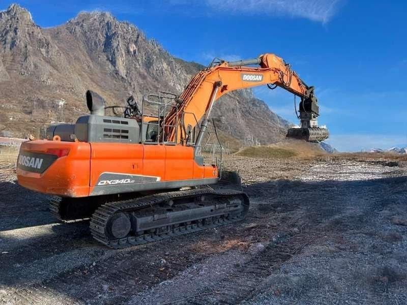 Doosan DX340 LC-5 - Ekskavator me zinxhirë: foto 1 Doosan DX340 LC-5 - Ekskavator me zinxhirë: foto 1