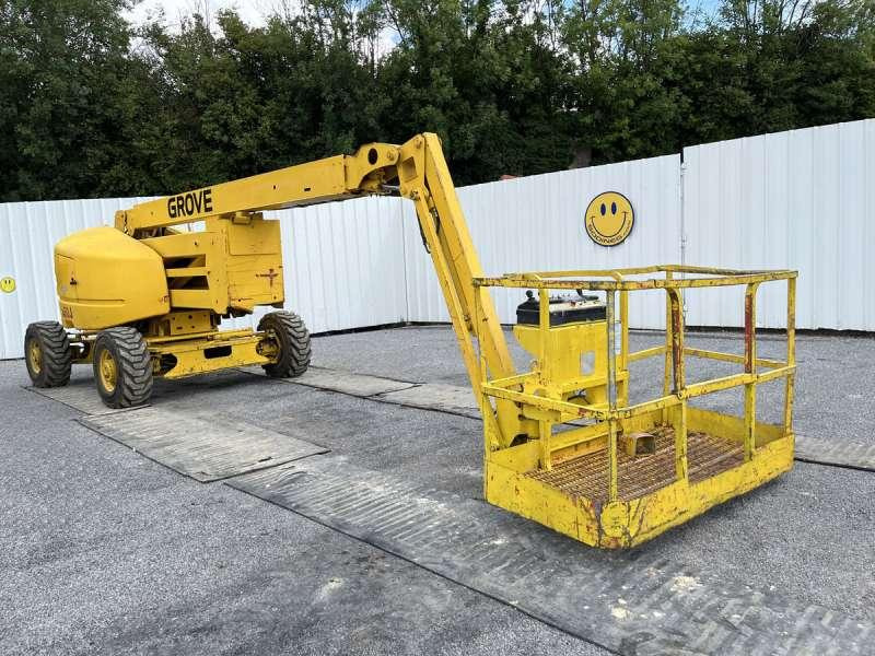 Ngritës me direk vertikal Grove A60J: foto 8