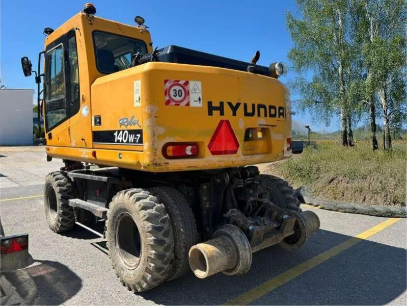 Hyundai ROBEX 140W-7 - Ekskavator me goma: foto 3 Hyundai ROBEX 140W-7 - Ekskavator me goma: foto 3