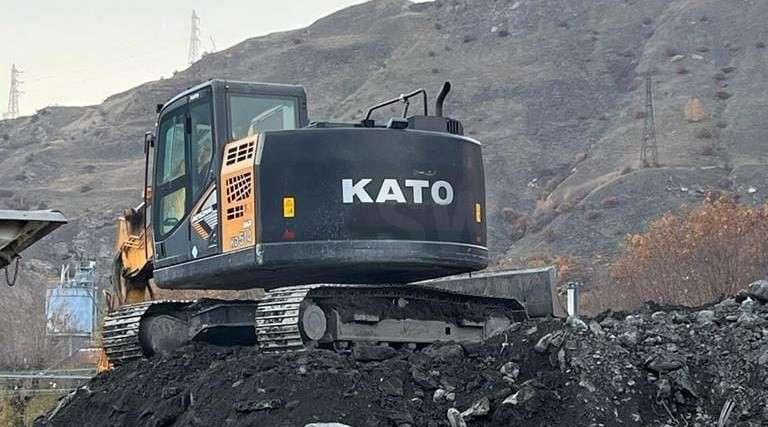 Kato HD514MR - Ekskavator me zinxhirë: foto 5 Kato HD514MR - Ekskavator me zinxhirë: foto 5