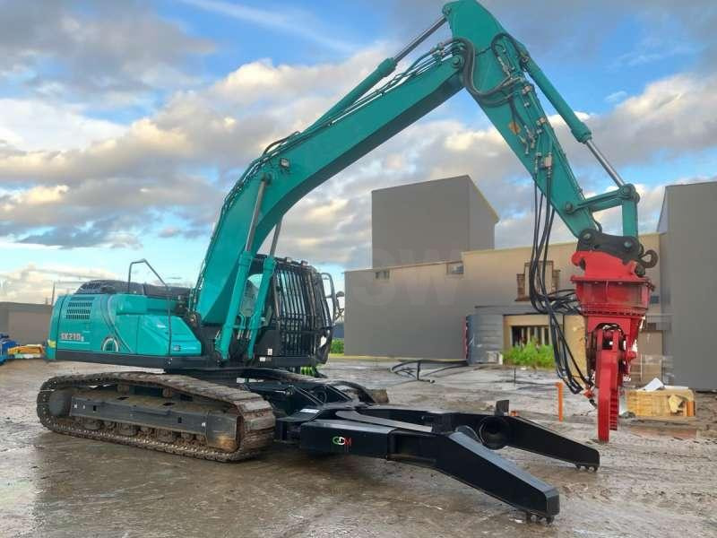 Kobelco SK210LC-10E - Ekskavator për mbetje: foto 1 Kobelco SK210LC-10E - Ekskavator për mbetje: foto 1