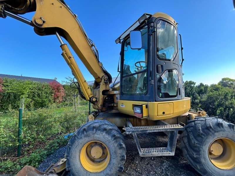 Komatsu PW98MR-6 - Ekskavator me goma: foto 4 Komatsu PW98MR-6 - Ekskavator me goma: foto 4