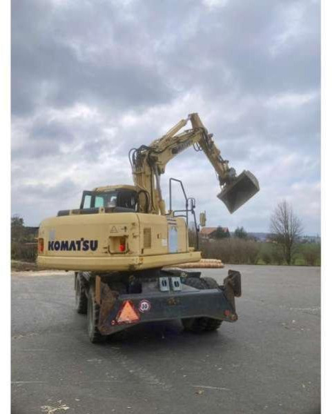 Komatsu Pelle sur Pneus PW160-7K - Ekskavator me goma: foto 3 Komatsu Pelle sur Pneus PW160-7K - Ekskavator me goma: foto 3