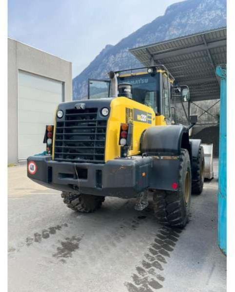 Komatsu WA320-7 - Fadrom me goma: foto 3 Komatsu WA320-7 - Fadrom me goma: foto 3