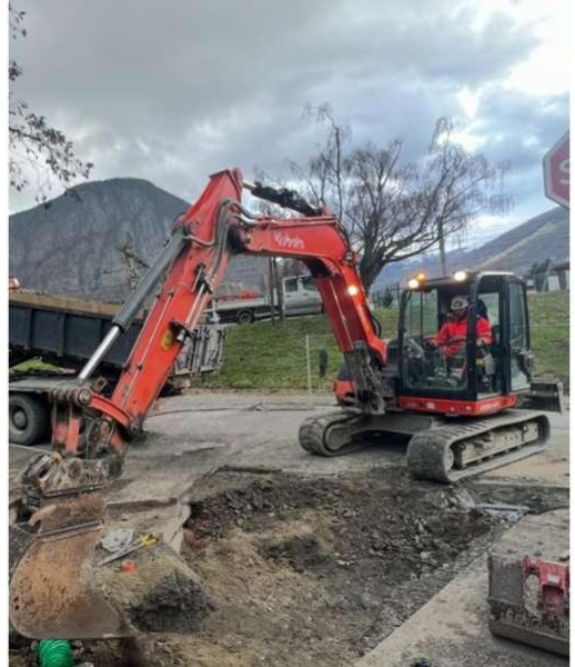 Kubota KX080-4A - Ekskavator me zinxhirë: foto 1 Kubota KX080-4A - Ekskavator me zinxhirë: foto 1