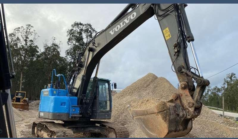 Volvo Pelle sur Chenilles ECR235DL - Ekskavator me zinxhirë: foto 5 Volvo Pelle sur Chenilles ECR235DL - Ekskavator me zinxhirë: foto 5