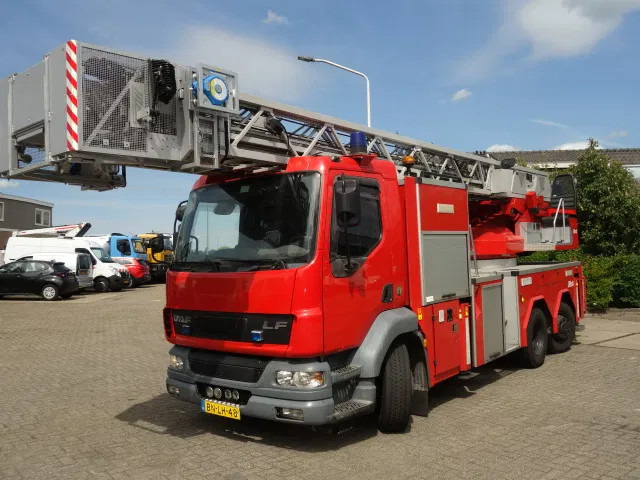 DAF LF 55.250 METZ 30 meter - Zjarrfikëse: foto 2 DAF LF 55.250 METZ 30 meter - Zjarrfikëse: foto 2