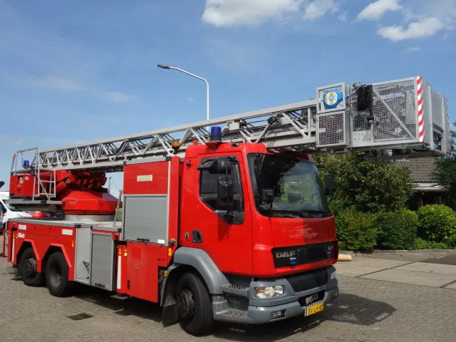 DAF LF 55.250 METZ 30 meter - Zjarrfikëse: foto 4 DAF LF 55.250 METZ 30 meter - Zjarrfikëse: foto 4