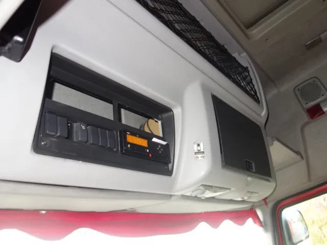 Lizingu i Renault Premium 440 MANUAL GEARBOX,AIRCO Renault Premium 440 MANUAL GEARBOX,AIRCO: foto 8