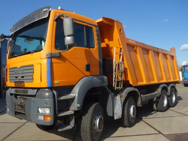 MAN TGA 41-440 8X6 MANUAL GEARBOX 22M3 MEILLER TIPPER - Kamion vetëshkarkues: foto 3 MAN TGA 41-440 8X6 MANUAL GEARBOX 22M3 MEILLER TIPPER - Kamion vetëshkarkues: foto 3