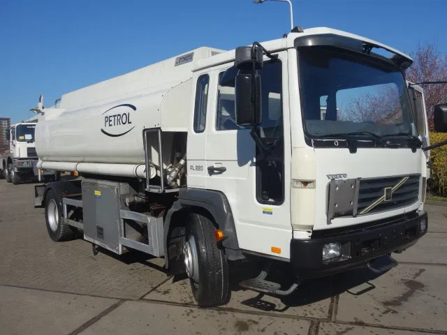Volvo FL 240 220PK 12000 LITER STEELSPRINGS - Autobot: foto 1 Volvo FL 240 220PK 12000 LITER STEELSPRINGS - Autobot: foto 1