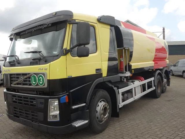 Volvo FM 12 18500liter tank,AIRCO,MANUAL GEARBOX - Autobot: foto 1 Volvo FM 12 18500liter tank,AIRCO,MANUAL GEARBOX - Autobot: foto 1