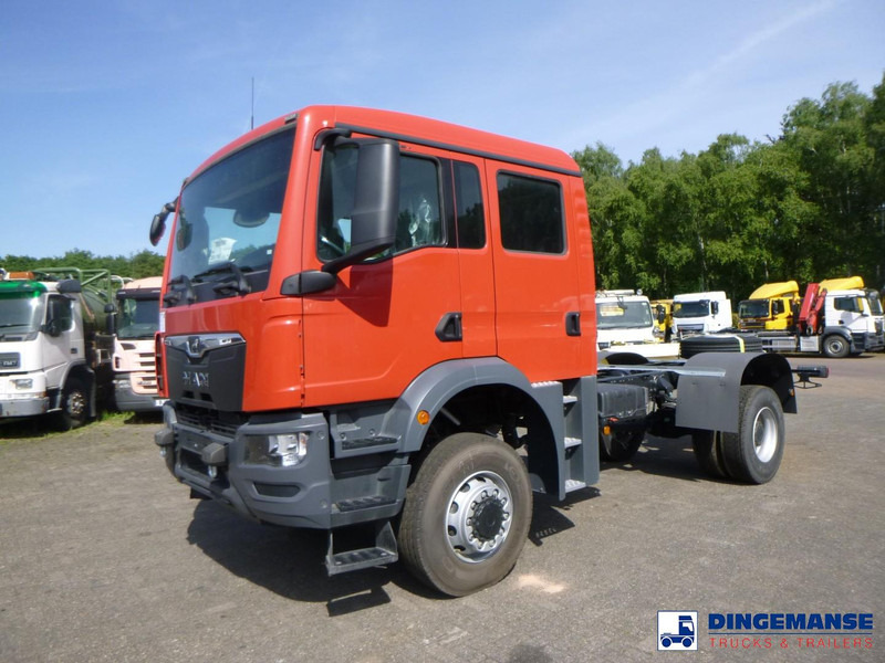 MAN TGM 18.320 4x4 BB chassis / new/unused - Kamion kabinë-shasi: foto 1 MAN TGM 18.320 4x4 BB chassis / new/unused - Kamion kabinë-shasi: foto 1