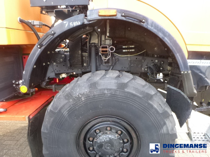 Lizingu i Mercedes-Benz SK 2031 4x4x4 Schmidt CJS9 airport sweeper snow plough Mercedes-Benz SK 2031 4x4x4 Schmidt CJS9 airport sweeper snow plough: foto 11