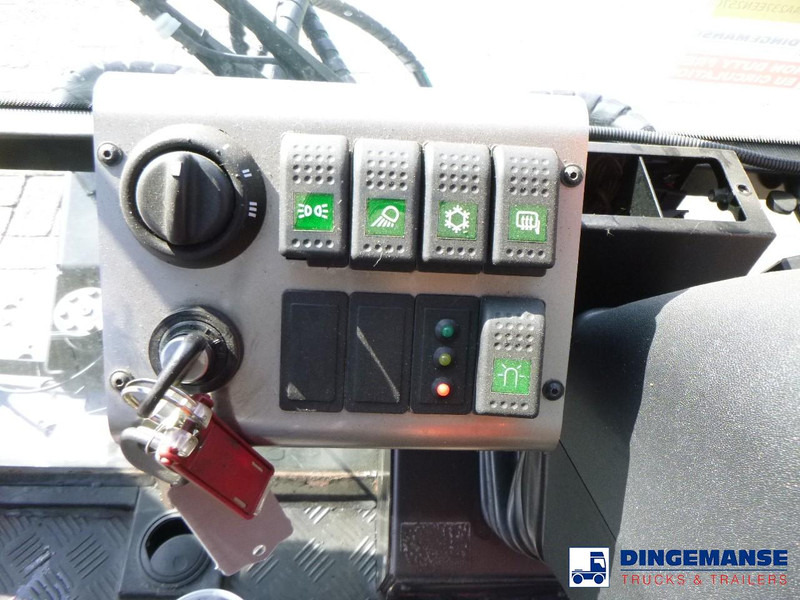 Makinë fshirëse për rrugët Nilfisk City Ranger CR3500 sweeper: foto 12