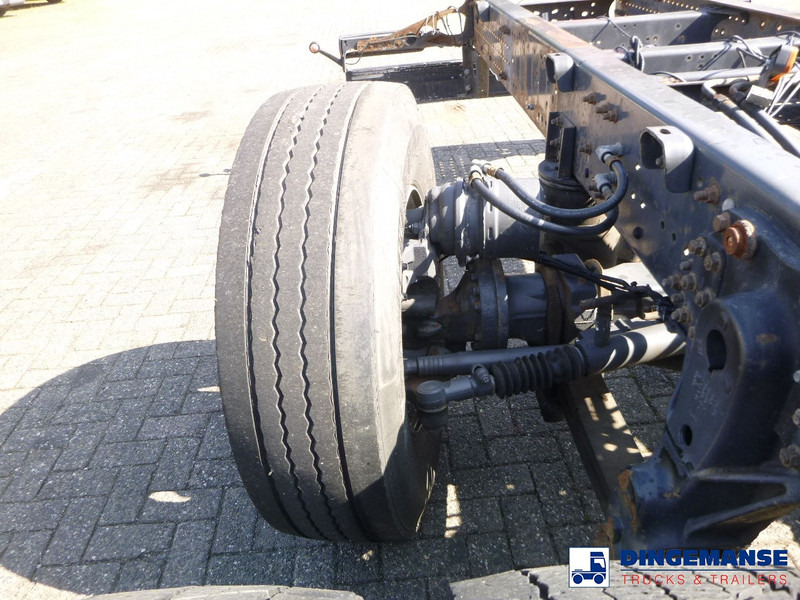Renault Premium Lander 370 6x2 chassis + ADR - Kamion kabinë-shasi: foto 5 Renault Premium Lander 370 6x2 chassis + ADR - Kamion kabinë-shasi: foto 5